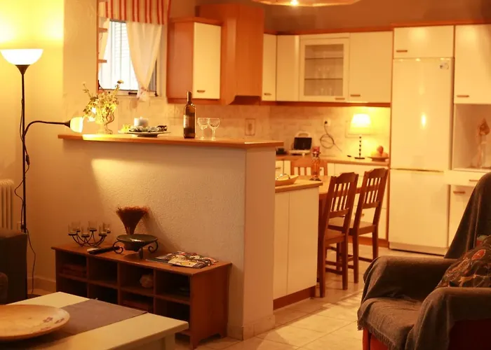 Artemis Apartment,Beach Two-Bedroom
