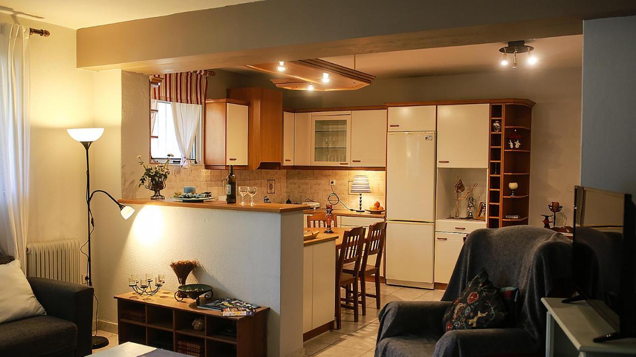 Artemis Apartment,beach Two-bedroom *